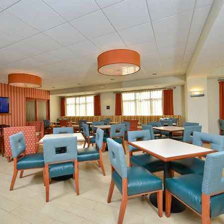 Hampton Inn פארמוויל מראה חיצוני תמונה