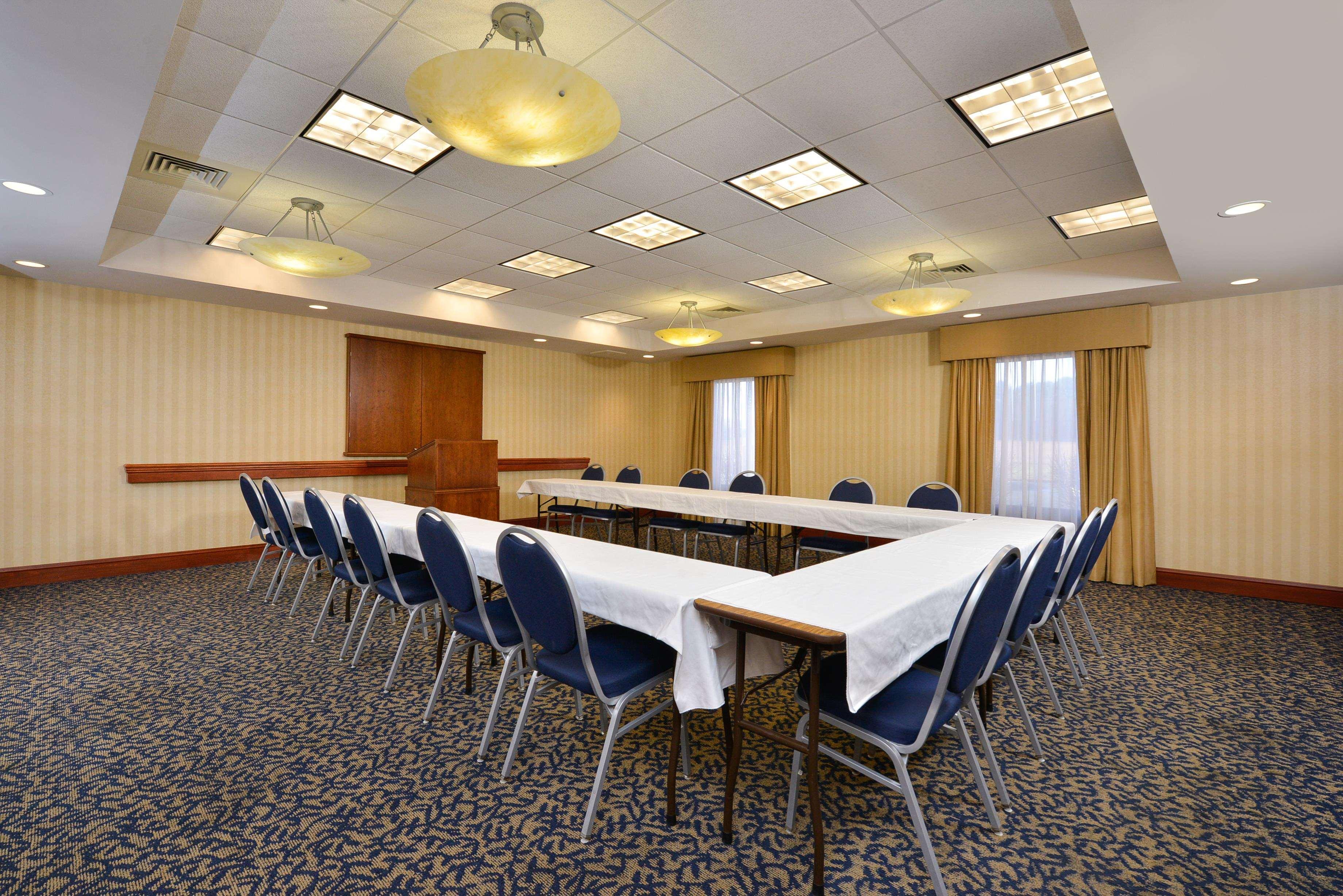 Hampton Inn פארמוויל מראה חיצוני תמונה