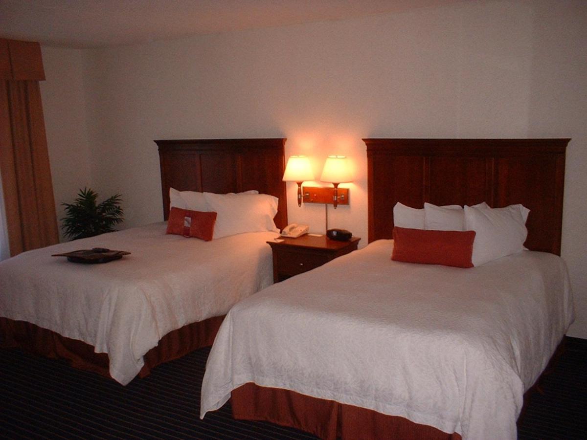 Hampton Inn פארמוויל מראה חיצוני תמונה